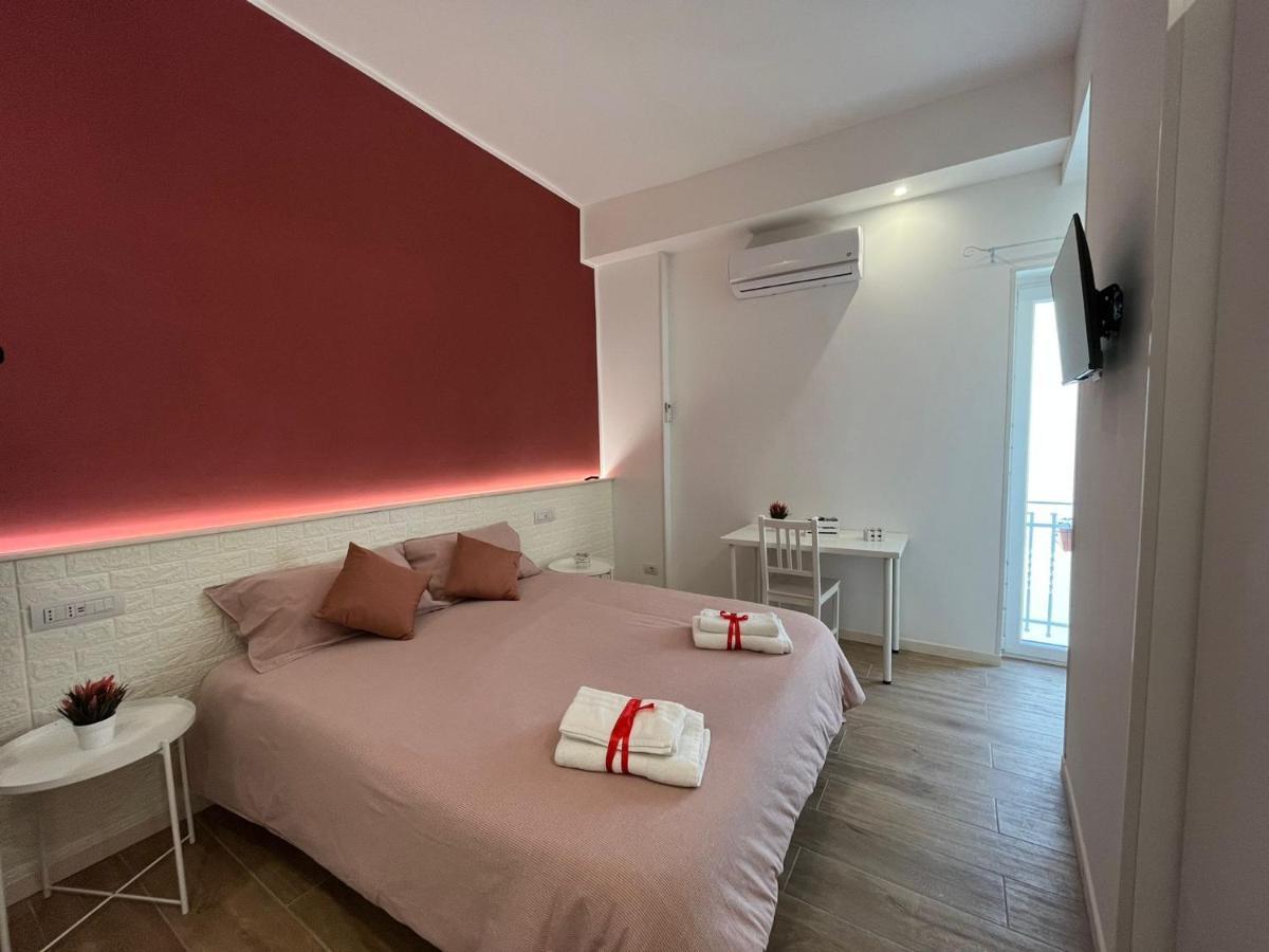 Aura B&B Bari Buitenkant foto