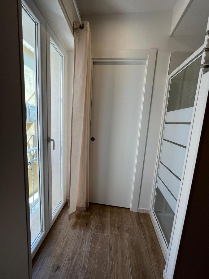 Aura B&B Bari Buitenkant foto